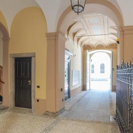 Apartament Broletto - By Myhomeincomo